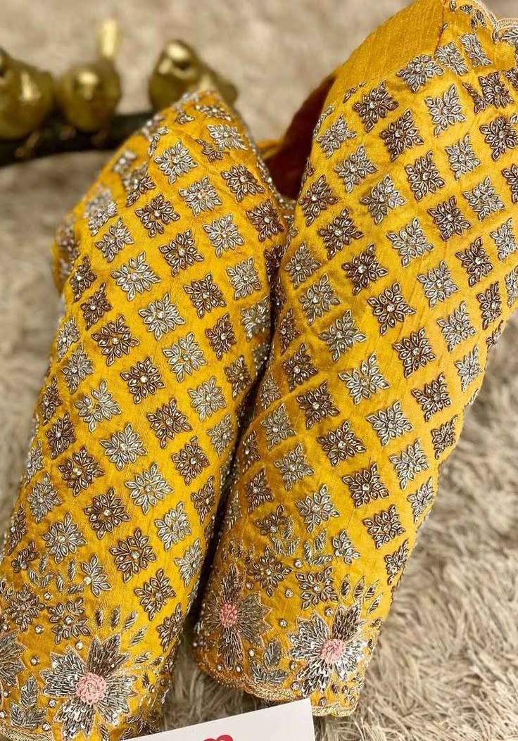 Baju ki Stylish Blouse Astin Design Baju ki Stylish Blouse Astin Design