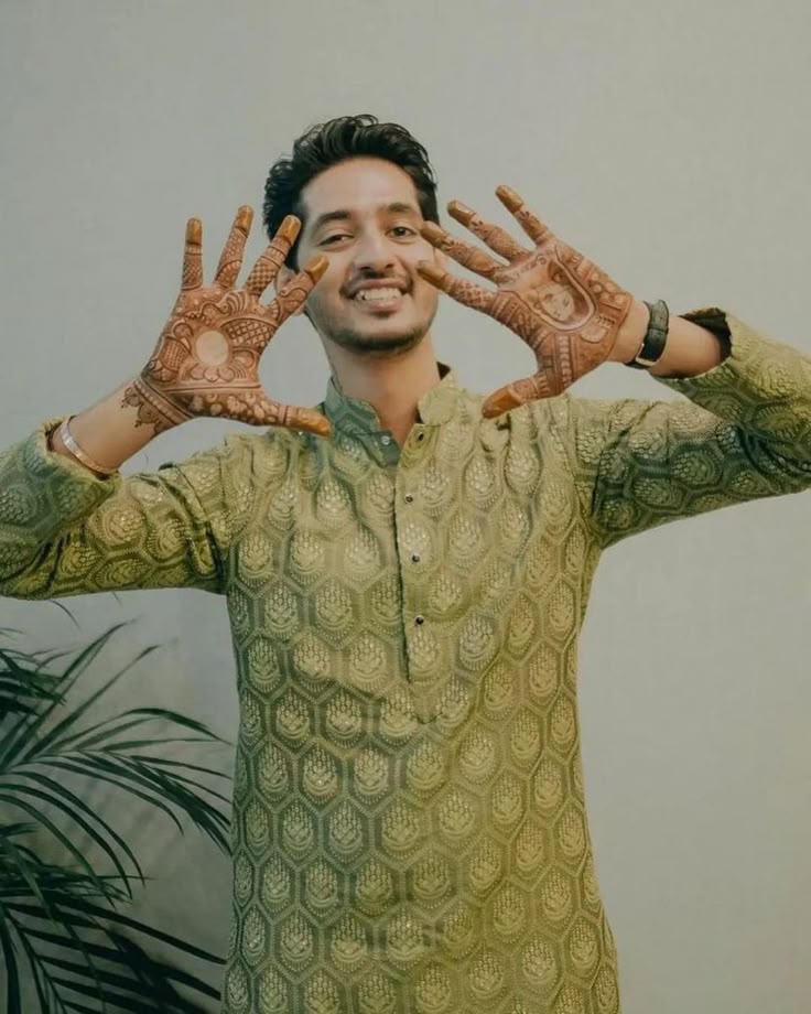 Boys Mehndi Design
