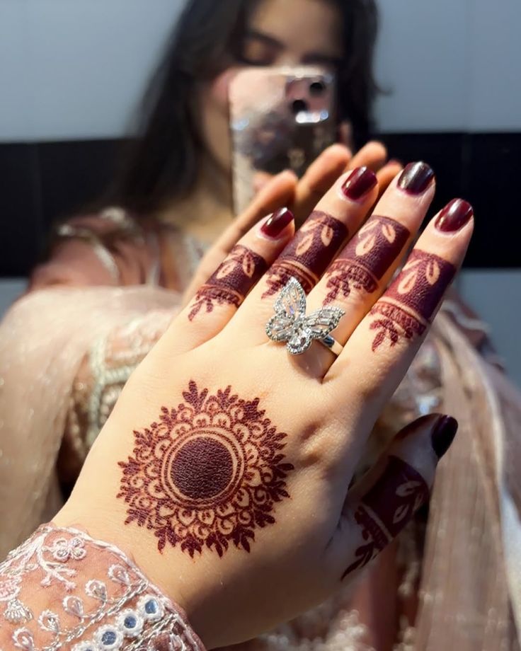 Circle Mehndi Design Simple Circle Mehndi Design Simple