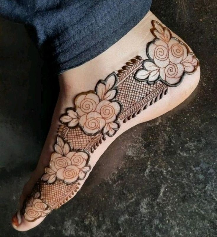 Easy Arabic Mehndi Design
