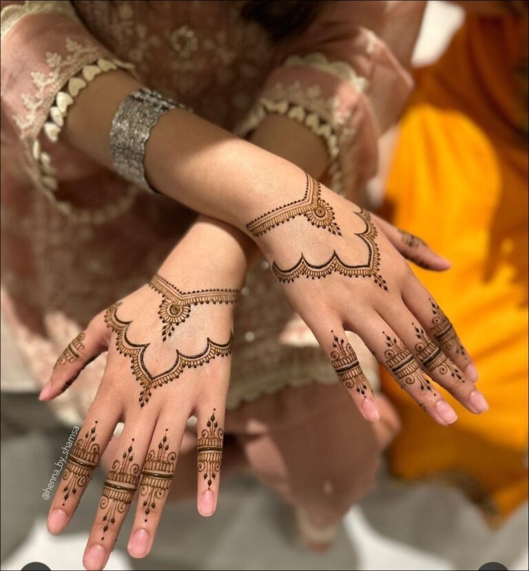 Easy Back Hand Mehndi Design