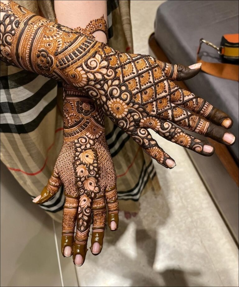 Full Backhand Mehndi Design