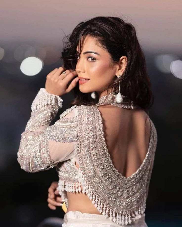 Full Sleeves Blouse Design for Lehenga Full Sleeves Blouse Design for Lehenga