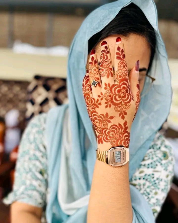 Khafif Mehndi Design Back Hand Khafif Mehndi Design Back Hand