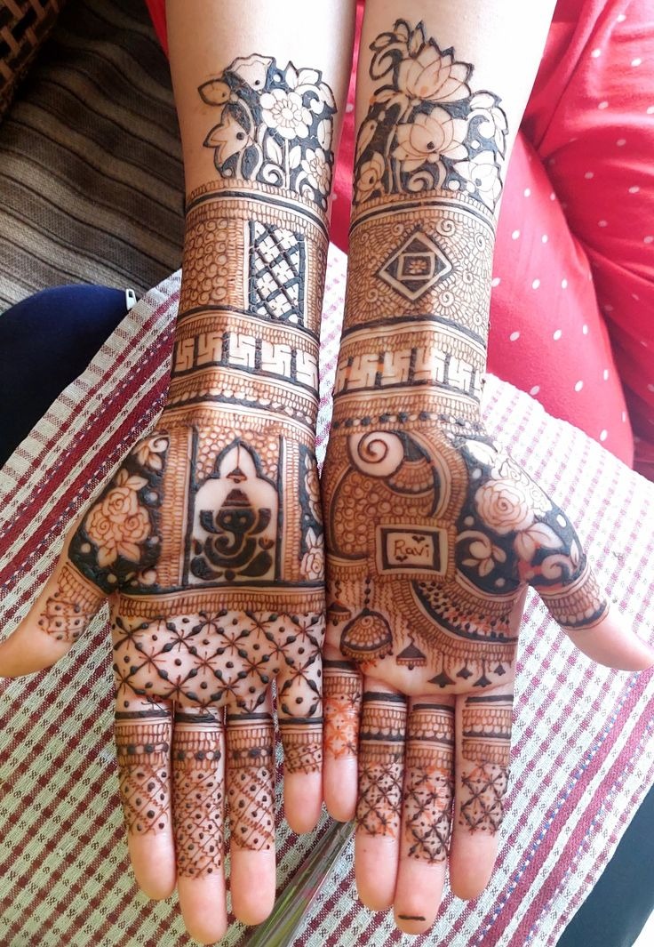 Latest Engagement Mehndi Designs Latest Engagement Mehndi Designs