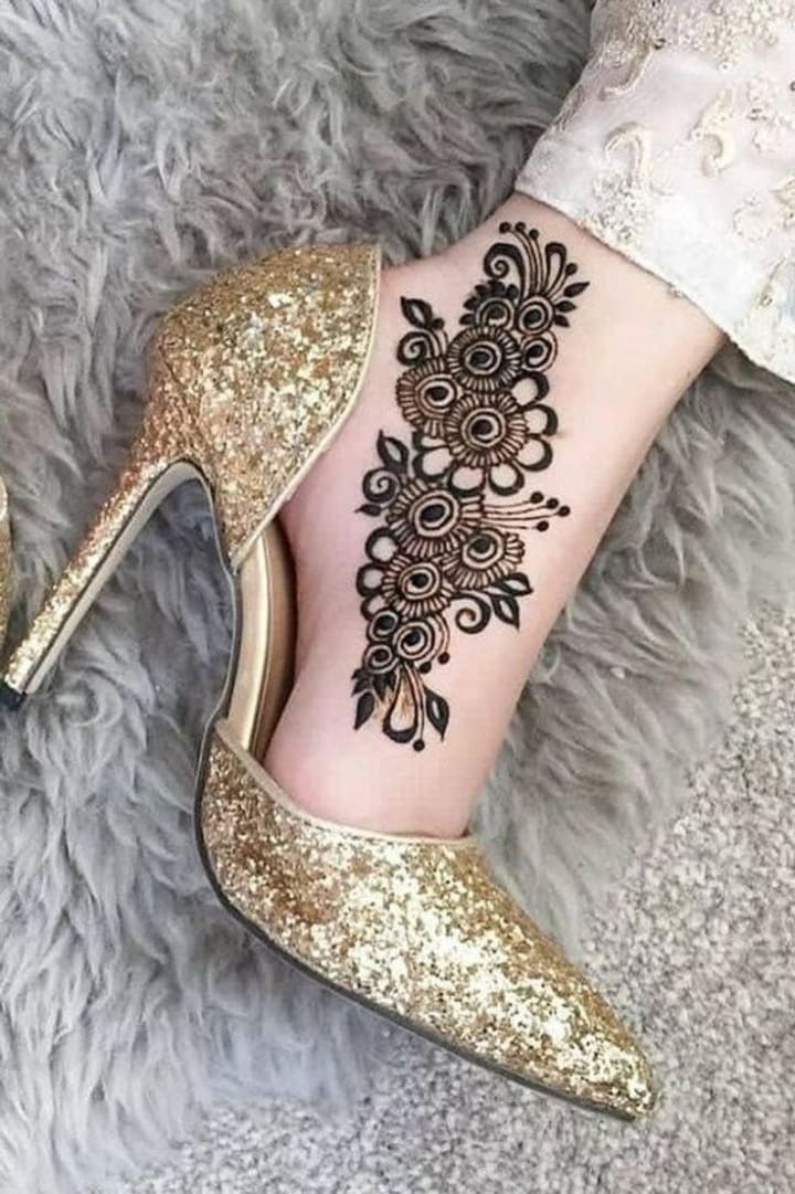 Leg Mehndi Design Side
