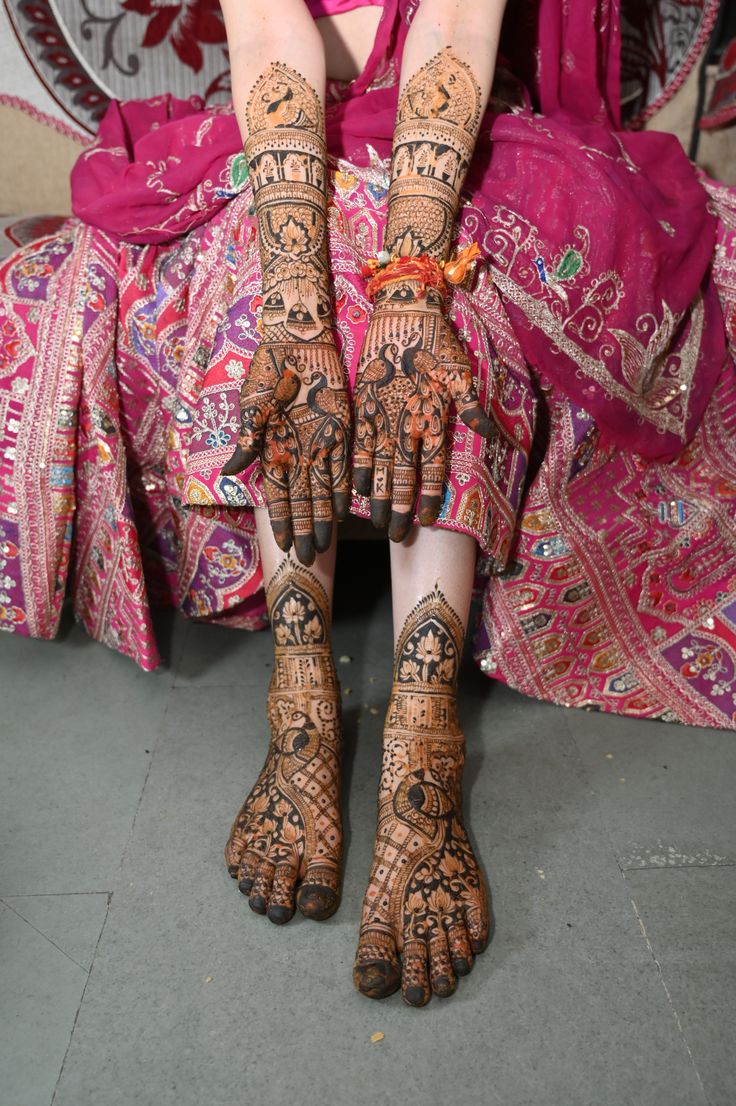 Marriage Bridal Mehndi Design for Legs Marriage Bridal Mehndi Design for Legs