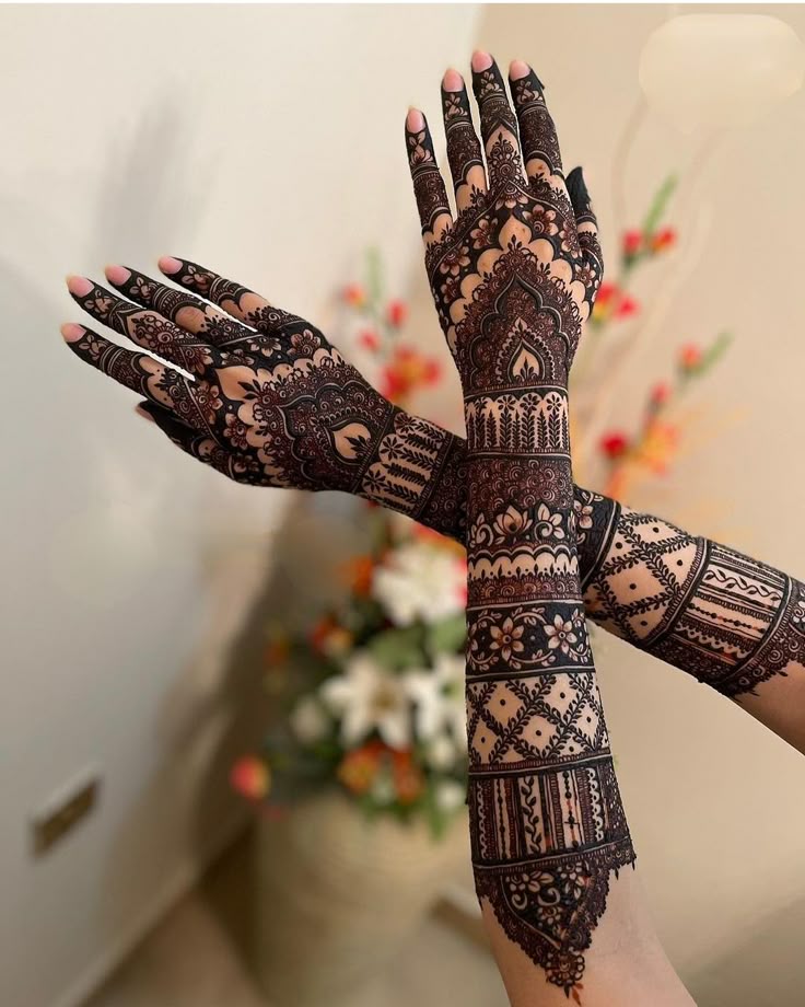 Mehndi Design Photo Back Hand Mehndi Design Photo Back Hand