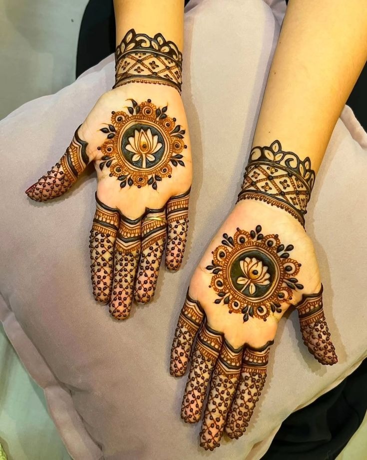 Mehndi Design Round Shape Mehndi Design Round Shape