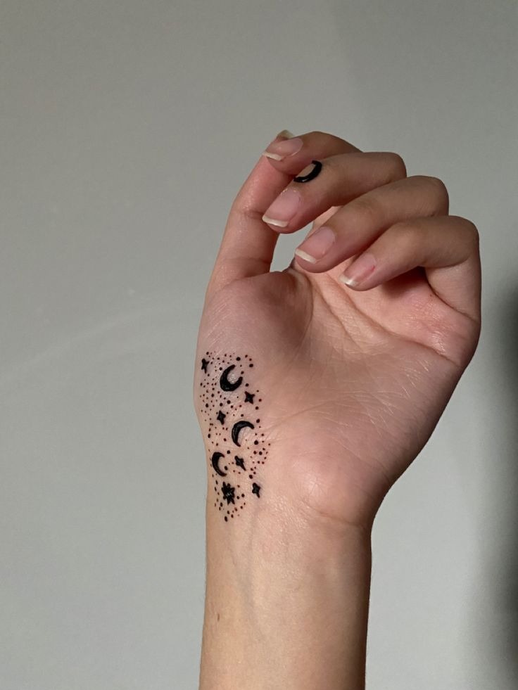 Mehndi Design Tattoo for Hand Girl Mehndi Design Tattoo for Hand Girl
