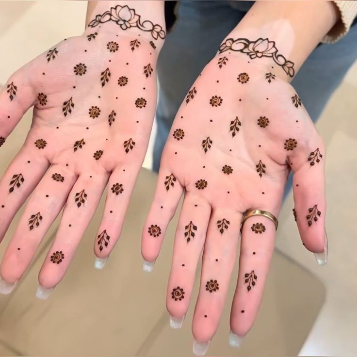 Mehndi Design Western Style Front Mehndi Design Western Style Front