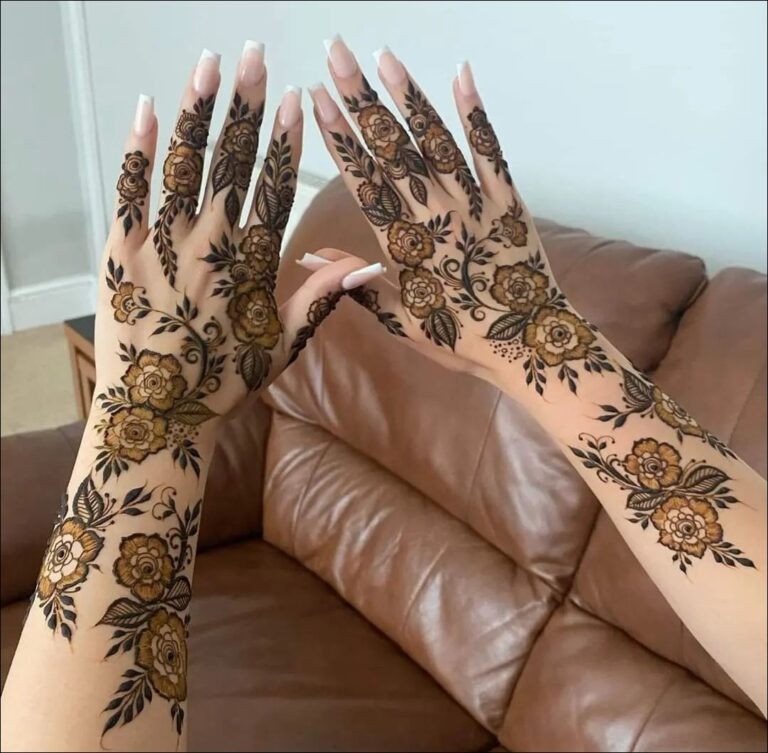 New Backhand Girl Henna Designs