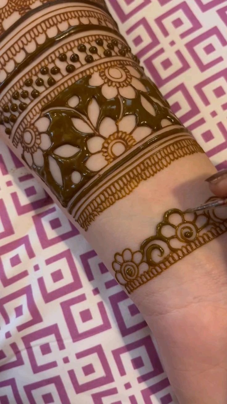 New Mehndi Design Upper Hand New Mehndi Design Upper Hand