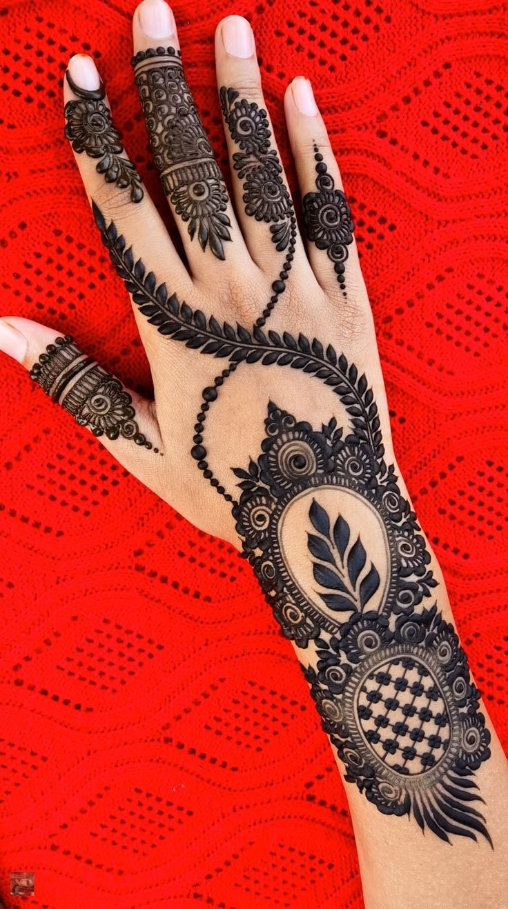 Pakistani Mehandi ki Design