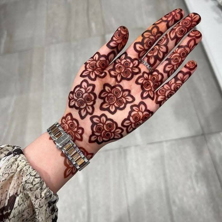 Rose Mehndi Design Front Hand Rose Mehndi Design Front Hand