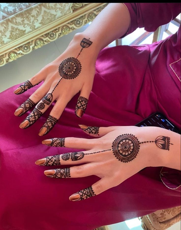 Round Mehndi Design Photo Round Mehndi Design Photo
