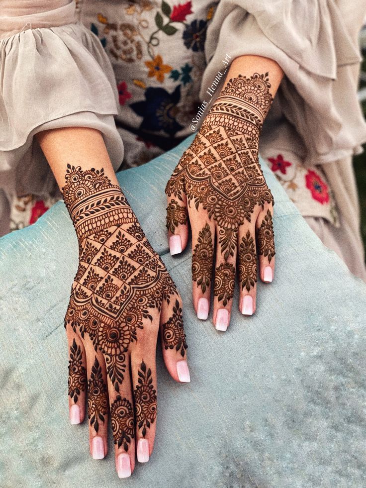 Royal Backhand Mehndi Design Royal Backhand Mehndi Design