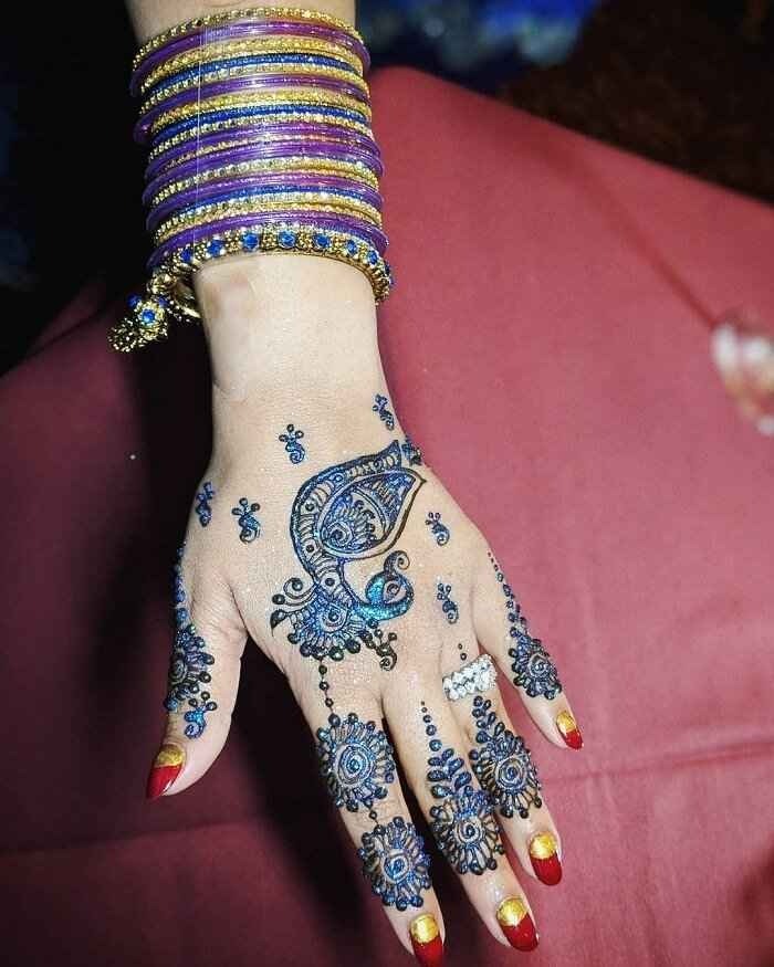 Simple Diwali Mehndi Design