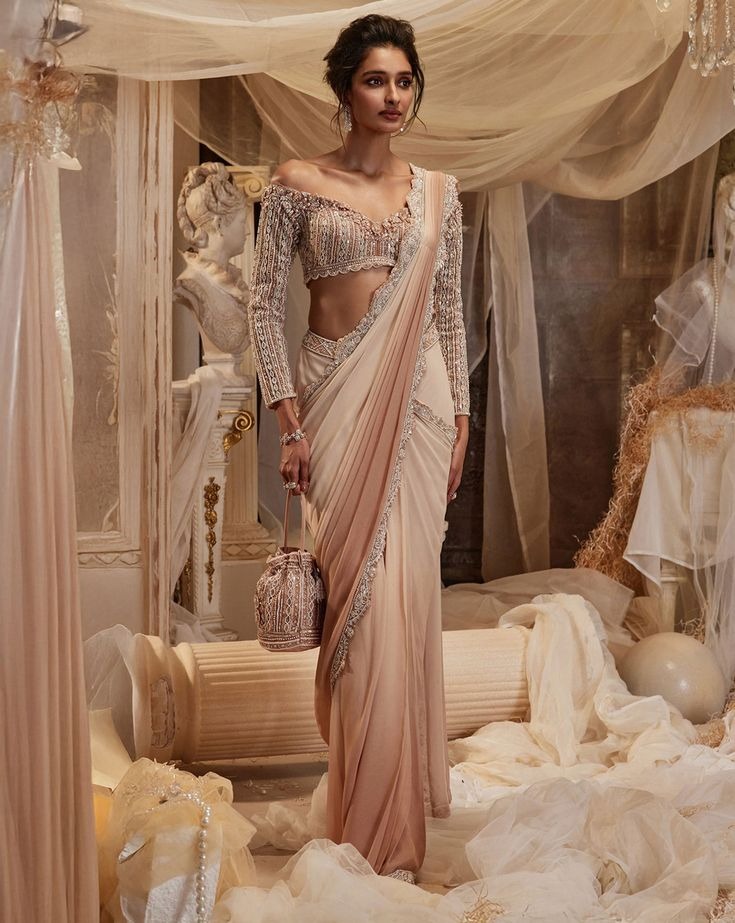 Stylish Fancy Net Blouse Design Stylish Fancy Net Blouse Design